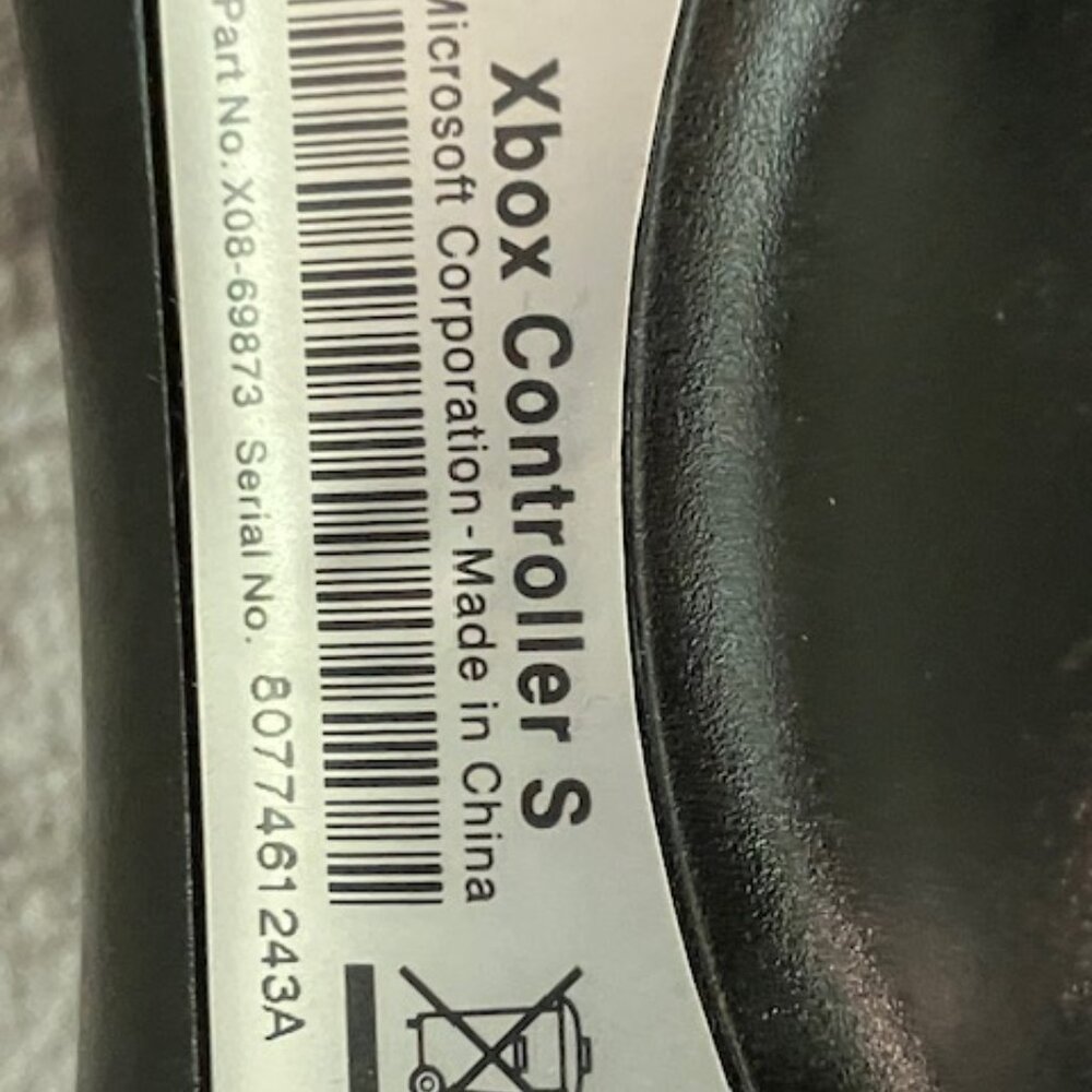 X Box corded controller - Picture 8 of 12